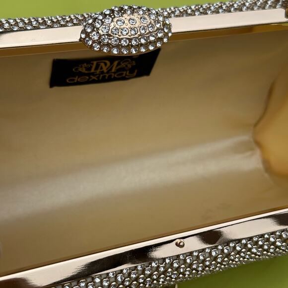 Gold Glamour Wristlet Clutch - Picture 13 of 16